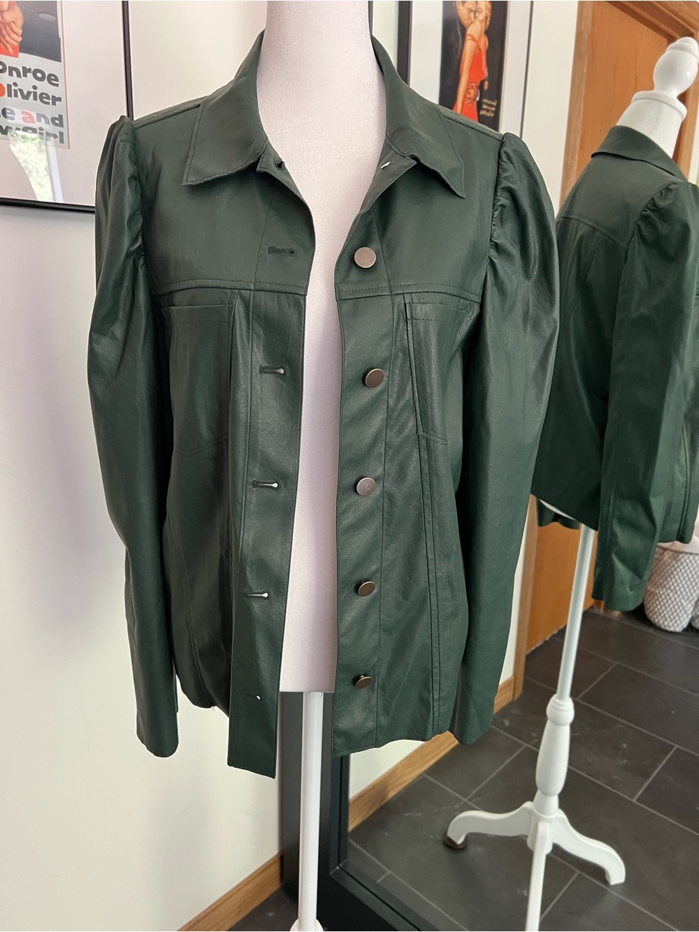 DREW Dark Green Lightweight Faux Leather Button-Front Jacket. Made In USA Sz M